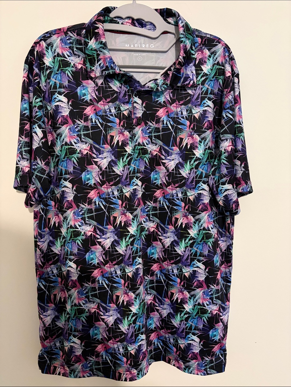 Mafreg Men’s Floral Print Polo - Black with Multicolor Pattern